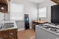 407 S Kitchen